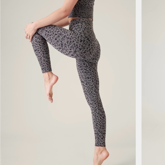 New - Athleta Aurora Tight Legging Athletic Activewear Yoga Athleisure - Picture 6 of 16